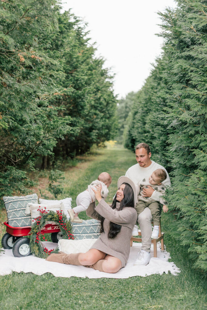 Mini Session, Half, or Full: Which Is Right for Your Family? (2026) holiday mini session playful family moment central nj